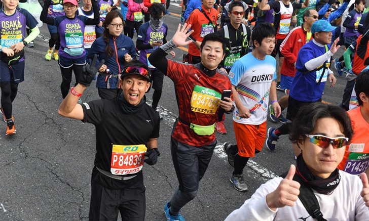 เยือนมหกรรมงานวิ่งประจำปี “Osaka Marathon 2017”