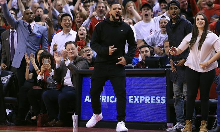 Drake แรปเปอร์ชื่อดังส่อแววทิ้ง Nike Air Jordan ซบตัก Adidas