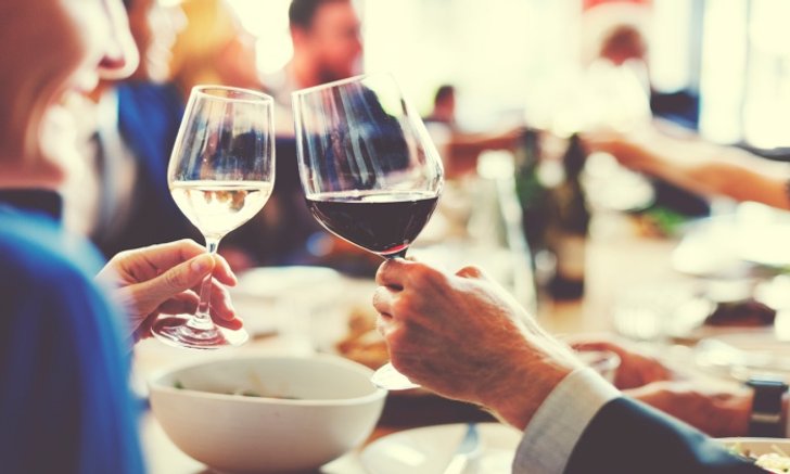 5 ไวน์เฉพาะกับการจับคู่อาหารที่คุณจะต้องชอบ
