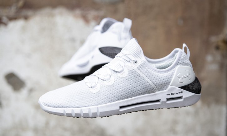 Under Armour เปิดตัว HOVR SLK ใส่สบายประดุจไร้แรงโน้มถ่วง