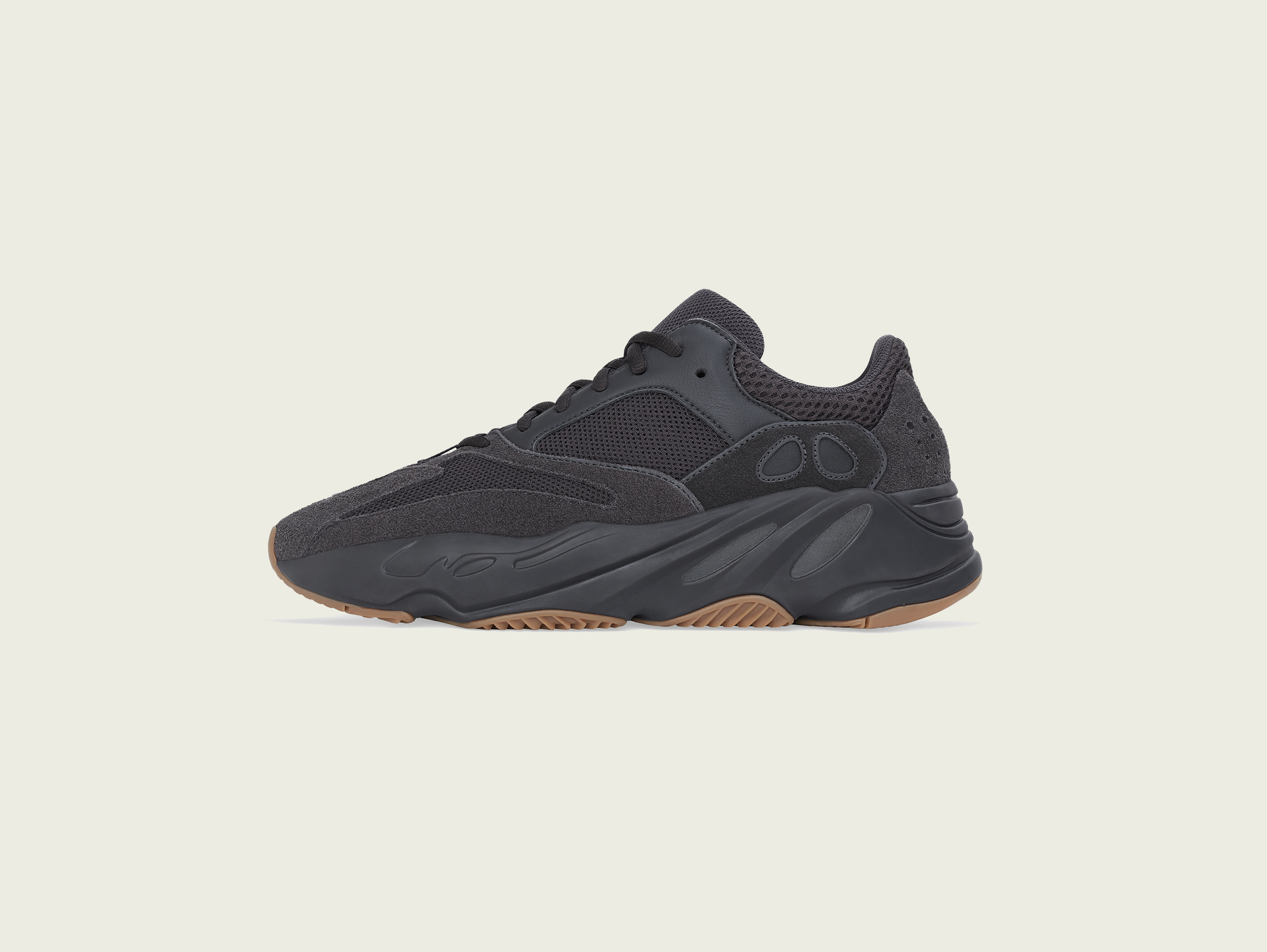 YEEZY BOOST 700 UTILITY BLACK