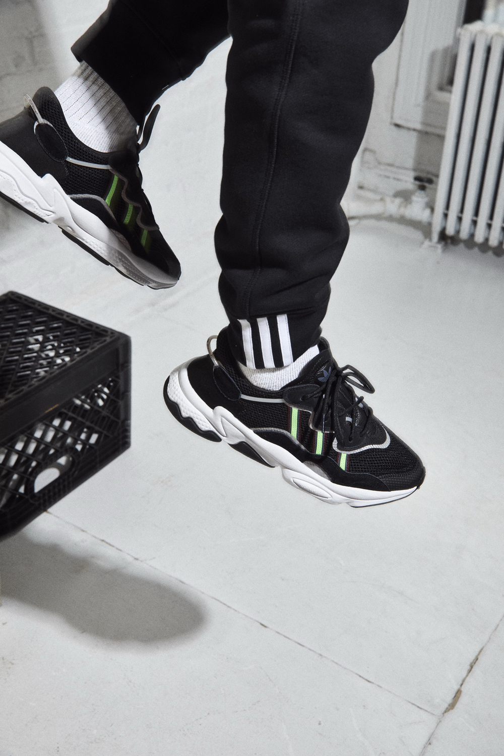 adidas Originals OZWEEGO