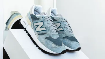 New Balance Tokyo Design Studio RC_1300 มาในโทนหินอ่อนสีฟ้า