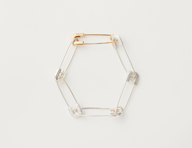 SAFETY PIN LINK BRACELET จาก AMBUSH 