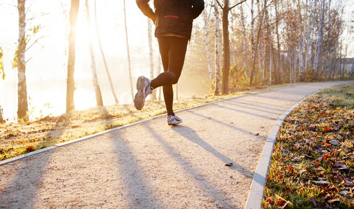 ออกกำลังกายตอนเช้าหรือตอนเย็น แบบไหนดีกว่ากัน ?