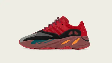 อาดิดาสเตรียมปล่อย YEEZY BOOST 700 HI-RES RED