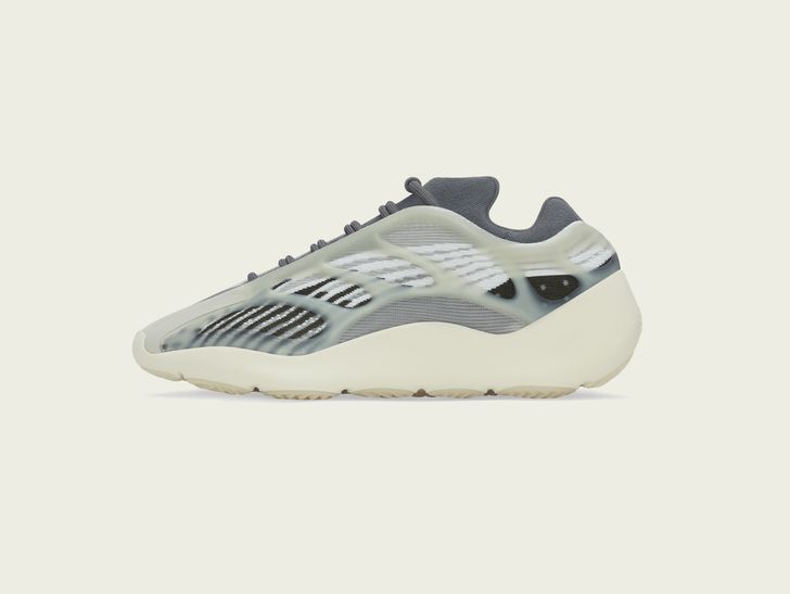 YEEZY 700 V3 FADE SALT