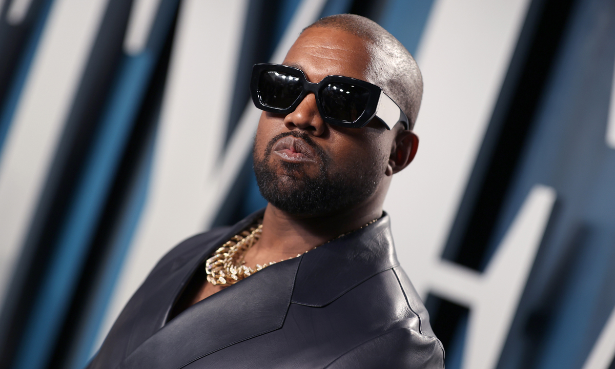 Balenciaga ประกาศยุติความสัมพันธ์กับ Kanye West หลังเจอมรสุมดราม่าไม่พัก