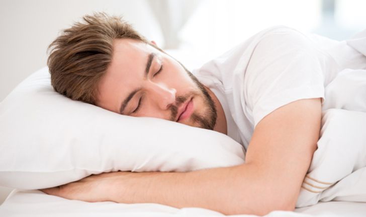 หนุ่มคนไหนหลับยากลองดู 5 วิธีทำให้นอนหลับง่าย