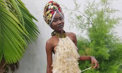 แฟชั่น “ถุงยางอนามัย” กระตุ้นชาวคองโกให้ใส่ใจปัญหาโรคเอดส์