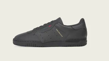 ขายพร้อมกันทั่วโลก YEEZY POWERPHASE Core Black