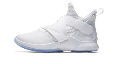 Nike ส่ง LeBron Soldier XII สีขาว Triple White