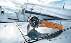 Hamilton Khaki X-Wind Chrono Limited Edition ฉลอง 100 ปีนาฬิกาแห่งนักบิน