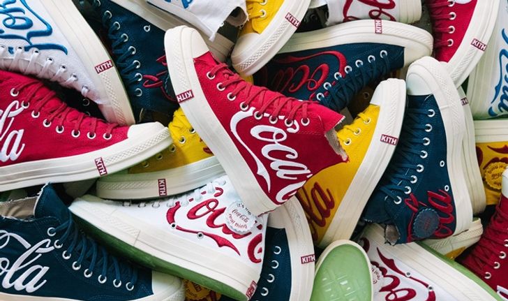 Kith ดึง Coca-Cola และ Converse ผนึกรวมเป็นสนีกเกอร์แคปซูลคอลเลคชันรุ่นพิเศษ