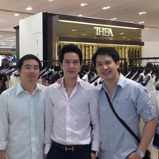 แอมป์ พิธาน 