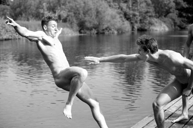 Warwick Rowing’s Men’sNaked Calendar 2014