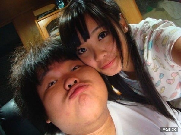 ไม่หล่อ แต่แฟนสวย