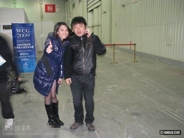 ไม่หล่อ แต่แฟนสวย