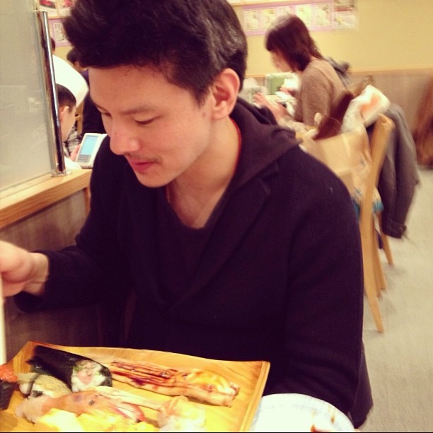 หนาม ธนดล