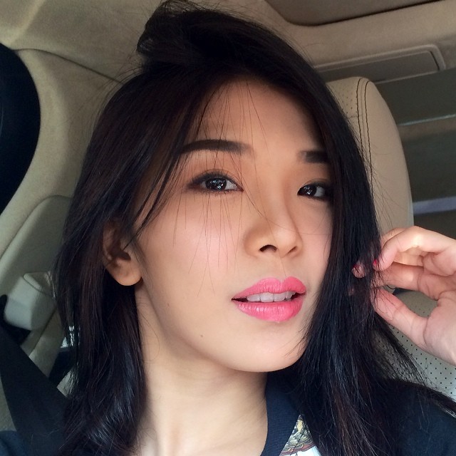 หญิงแย้ นนทพร