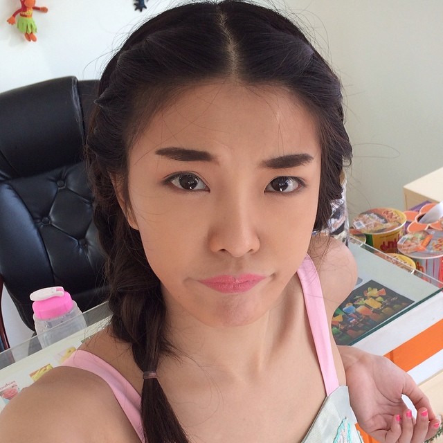 หญิงแย้ นนทพร