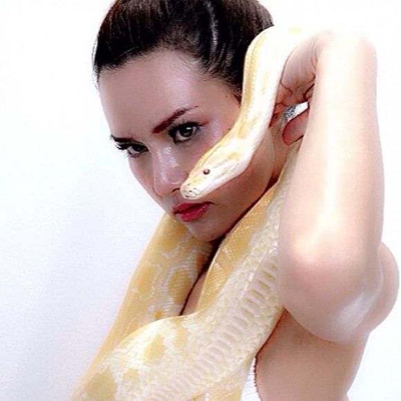 ญาญ่าญิ๋ง