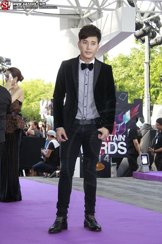 แฟขั่นดารา