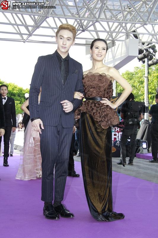 แฟขั่นดารา