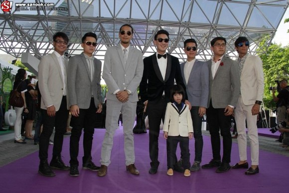 แฟขั่นดารา