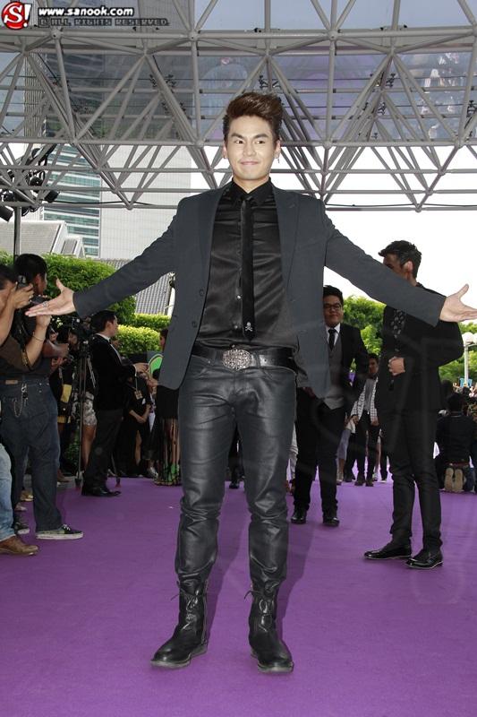 แฟขั่นดารา