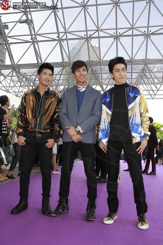 แฟขั่นดารา