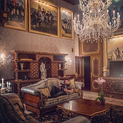 มหาเศรษฐี