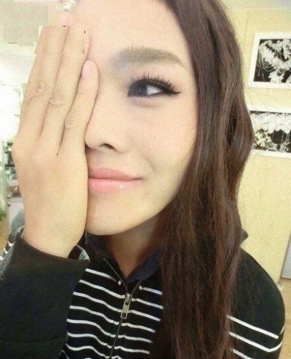 ผู้ชายแต่งหน้า