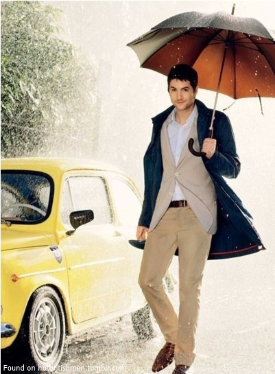 แฟชั่นกางร่มหน้าฝน