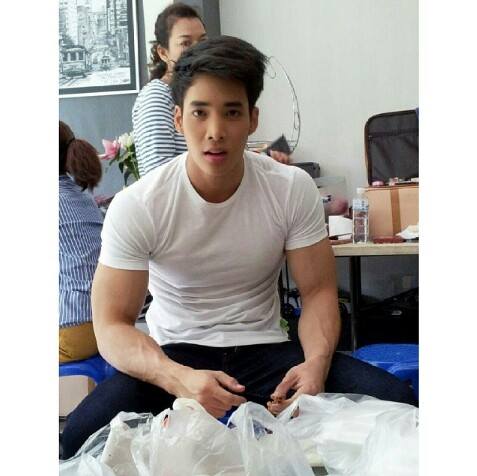 เด่นคุณ งามเนตร