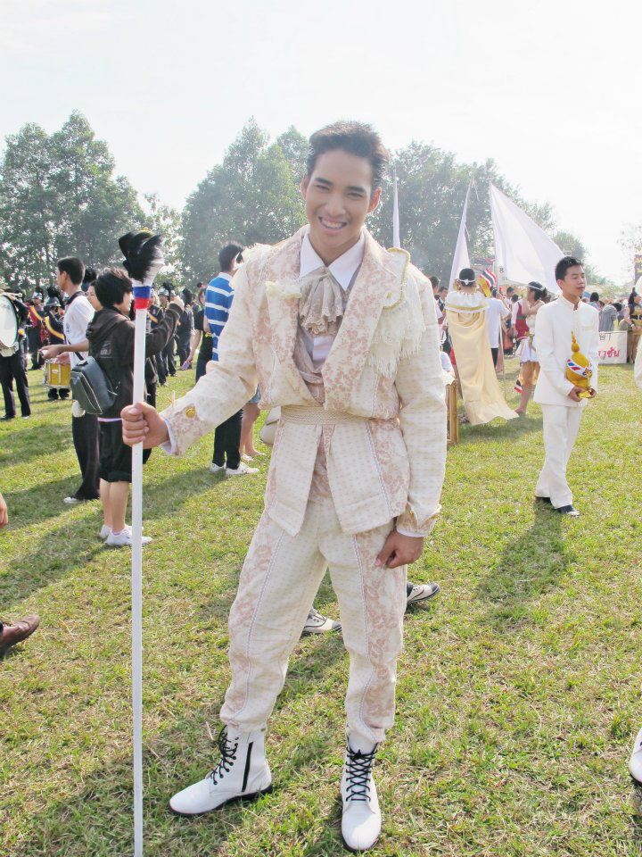 เด่นคุณ งามเนตร