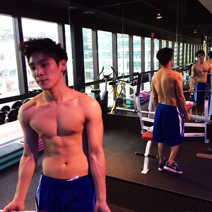 จูเนียร์ กรวิชญ์ สูงกิจบูลย์ 