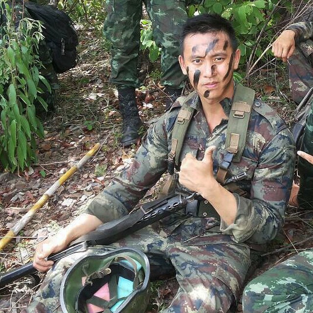 เติมตระกูล กมลวิศิษฎ์