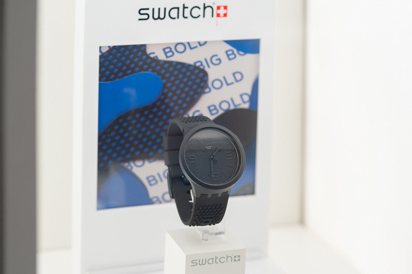 Swatch BIG BOLD 