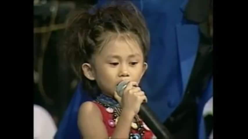 น้องหยก มกจ๊ก