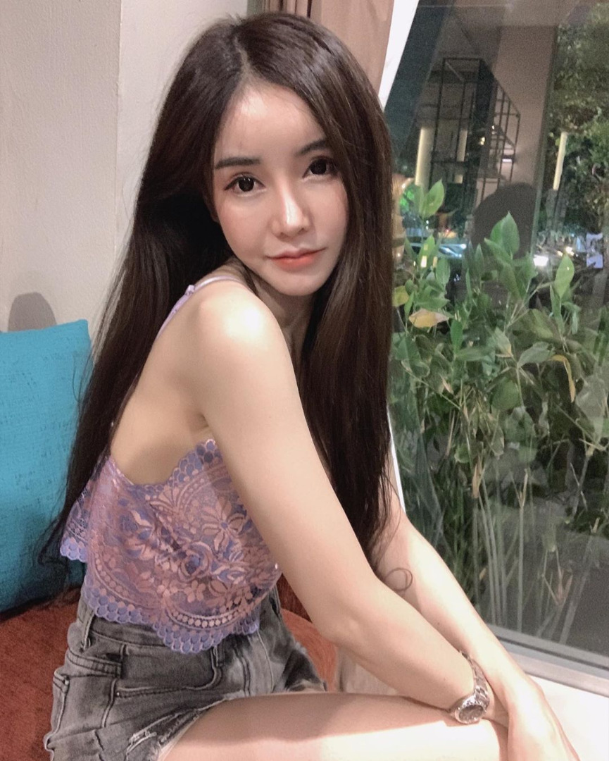 บลู จิรารัตน์