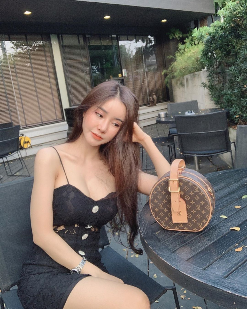 บลู จิรารัตน์