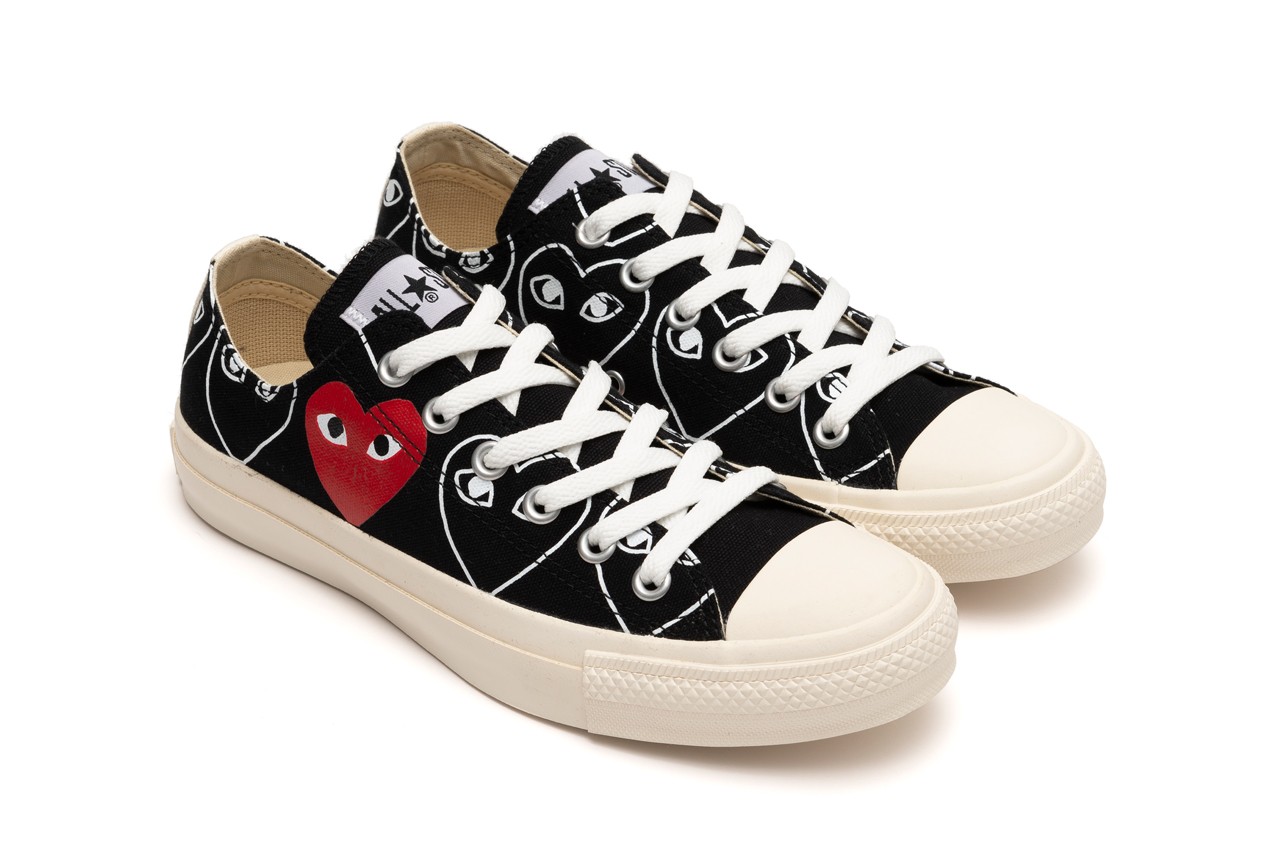 COMME des GARCONS PLAY x Converse Chuck 70 