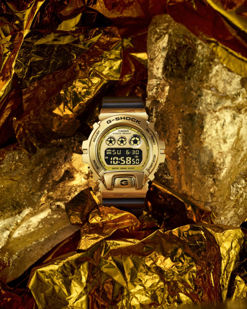 G-SHOCK Metal Face GM-6900