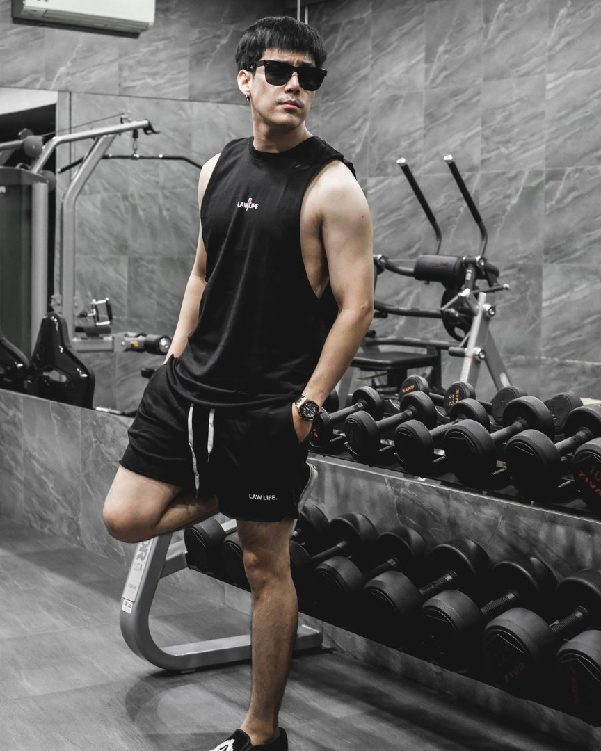 เอิร์ธ วิศววิท 