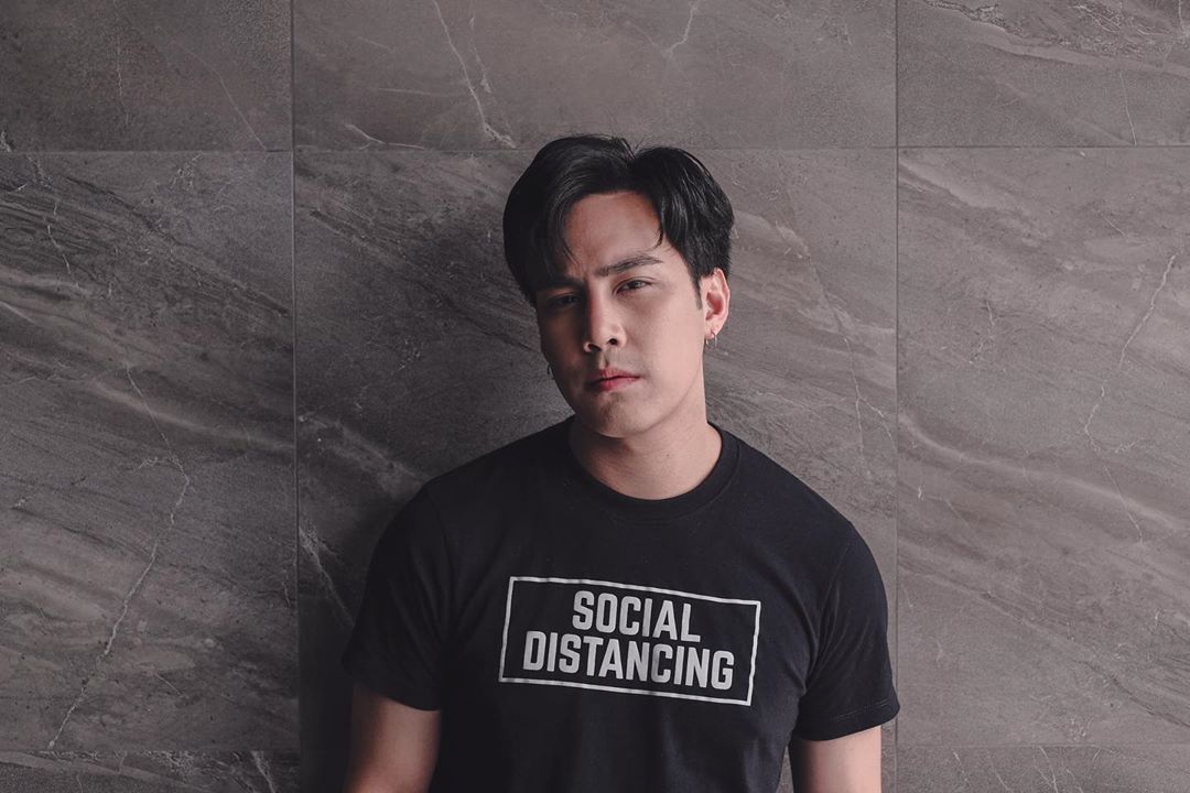 เอิร์ธ วิศววิท 