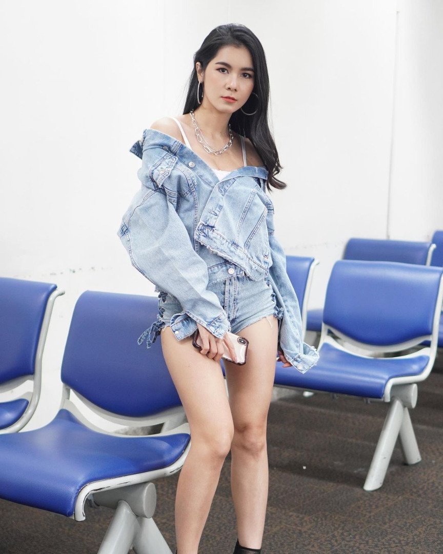 แน๊ต เกศริน