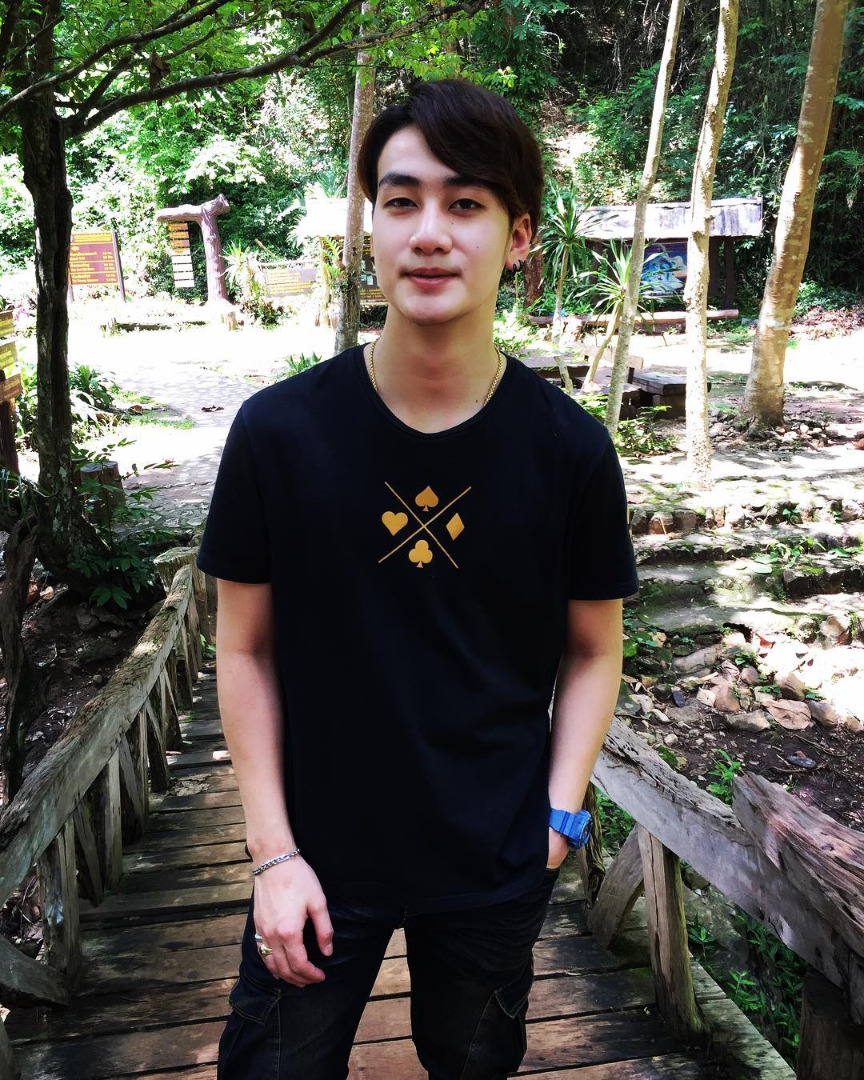 ฟร้อง ศุภกิจ