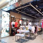 ASICS Store แฟชั่นไอส์แลนด์