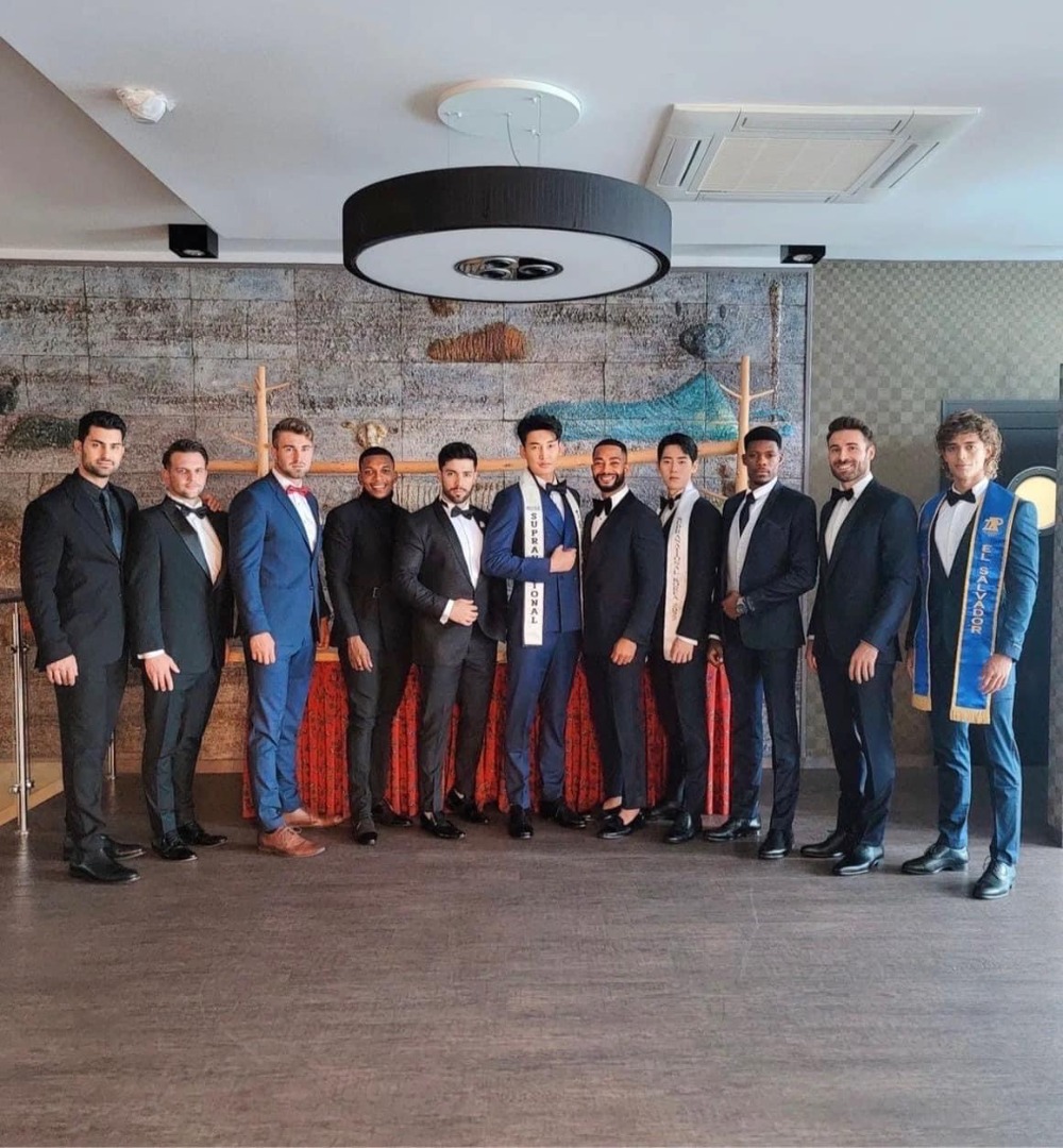 โยโย่ ธีนฤปกร ม่วงไม้